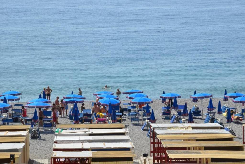 Appartamento Casasolemare Fondachello Фондакелло Екстер'єр фото